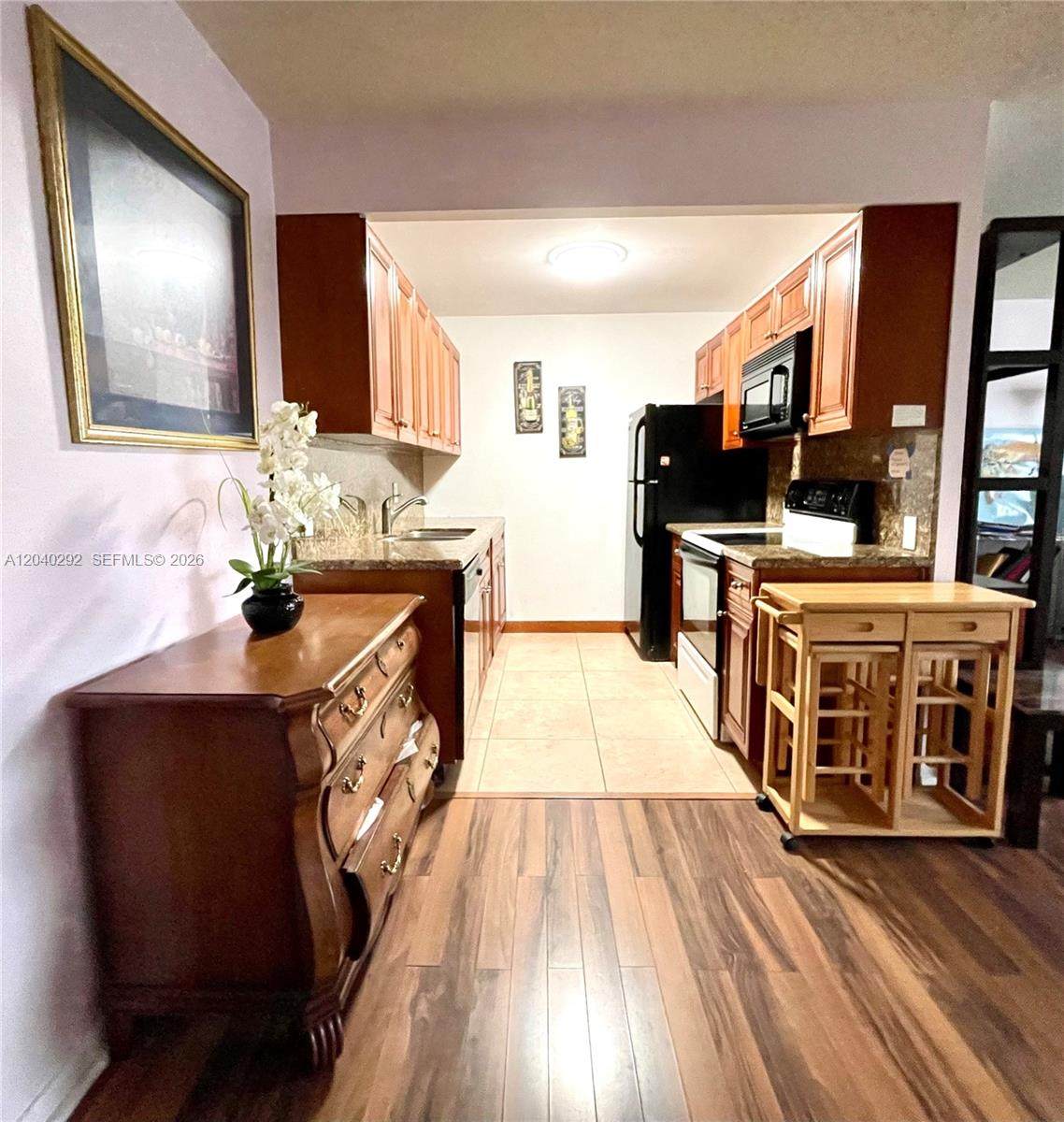 4031 Harwood D - Photo 1