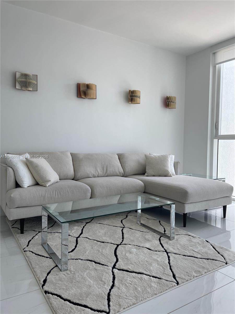244 Biscayne Blvd - Photo 1