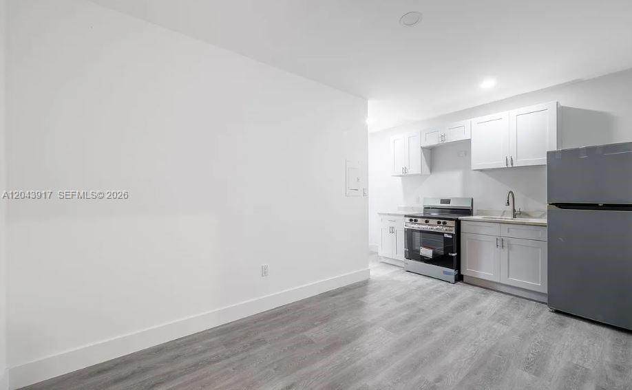 1003 15th Ave - Photo 1