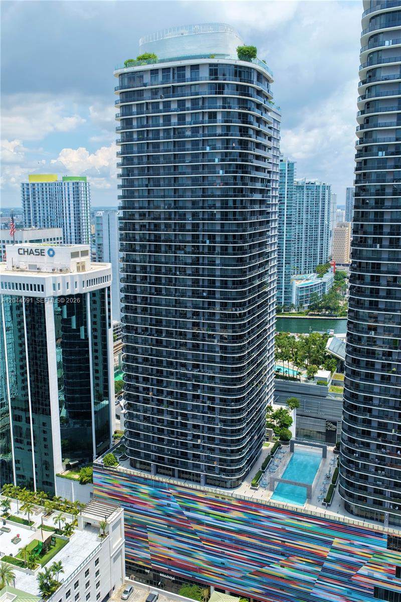 https://bt-photos.global.ssl.fastly.net/miami/1280_boomver_2_A12044091-2.jpg
