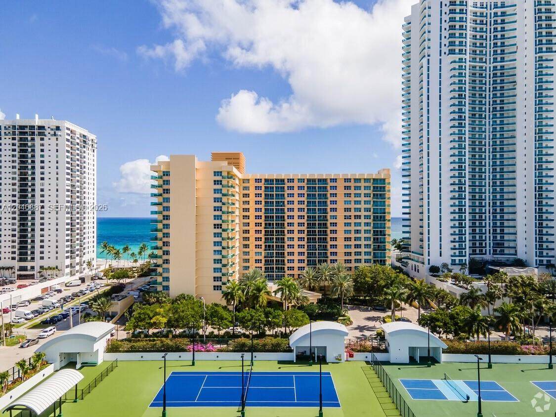 https://bt-photos.global.ssl.fastly.net/miami/orig_boomver_2_A12046387-2.jpg