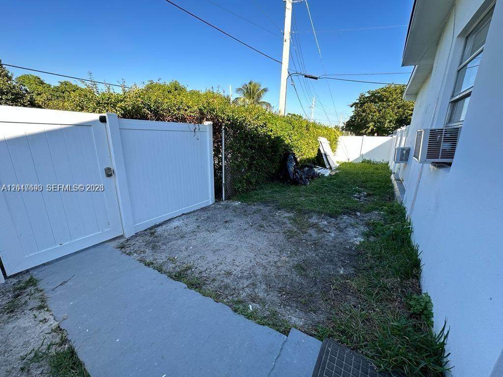https://bt-photos.global.ssl.fastly.net/miami/orig_boomver_3_A12047693-2.jpg
