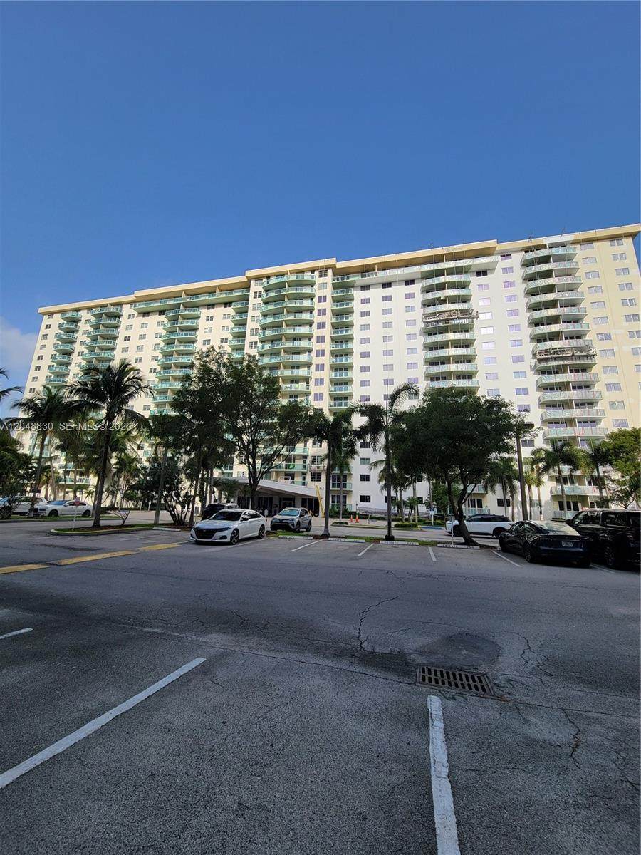 19390 Collins Ave - Photo 1