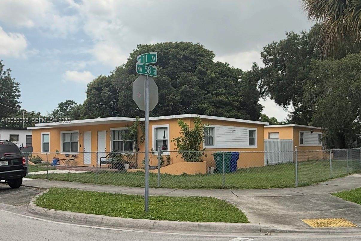 5730 11 Ave - Photo 1