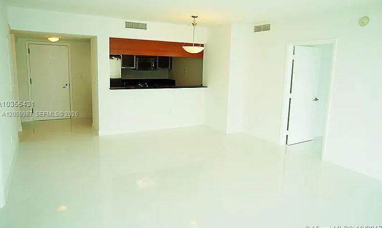 https://bt-photos.global.ssl.fastly.net/miami/orig_boomver_2_A12050987-2.jpg