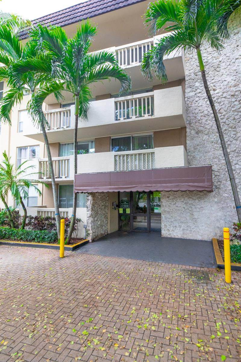 1800 Sans Souci Blvd - Photo 1