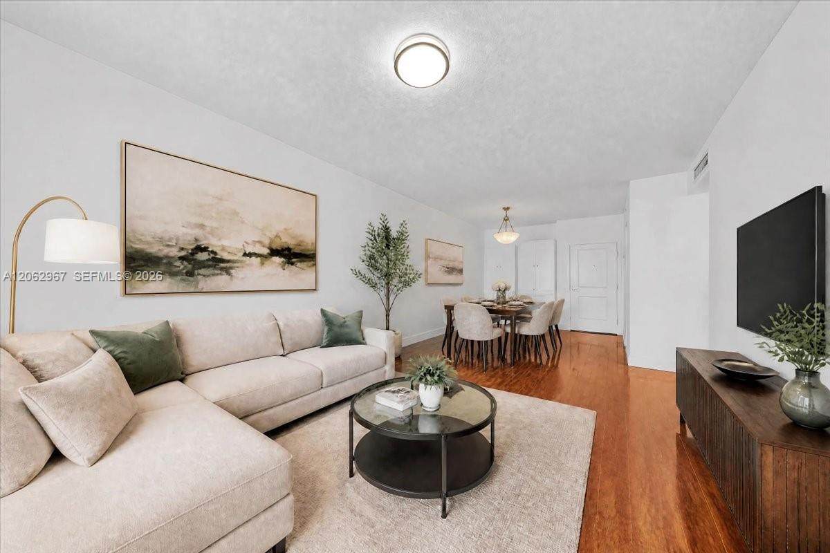 1250 Miami Ave - Photo 1