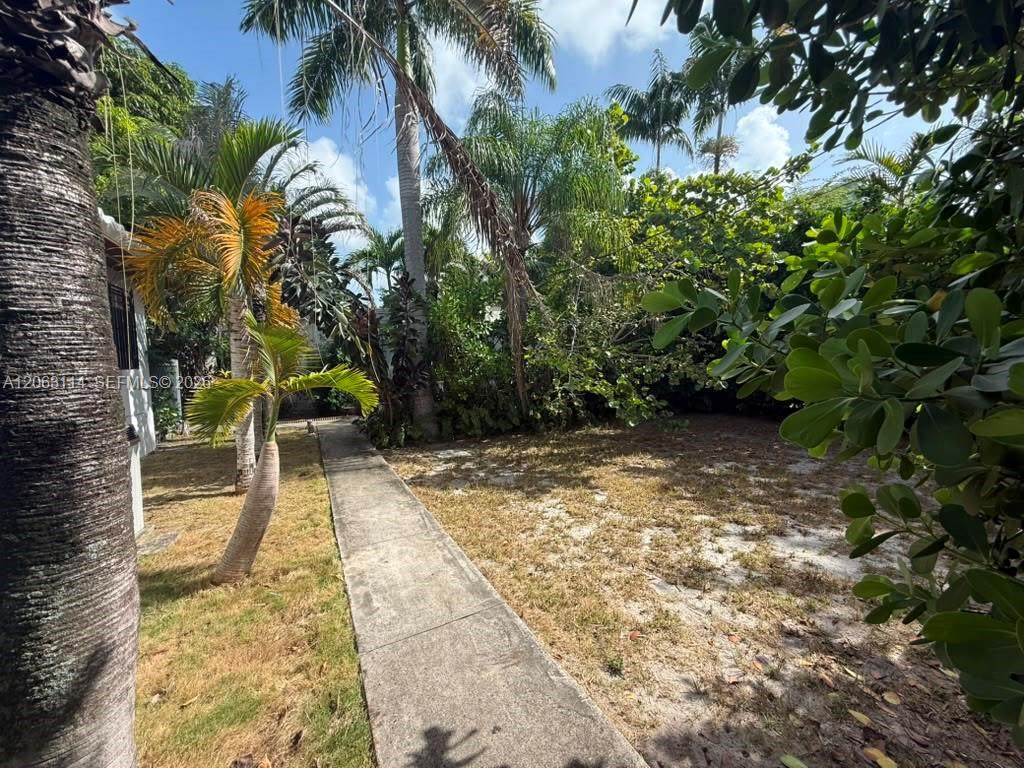 https://bt-photos.global.ssl.fastly.net/miami/orig_boomver_3_A12063114-2.jpg