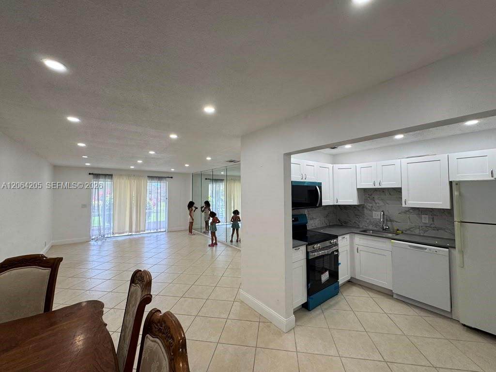 https://bt-photos.global.ssl.fastly.net/miami/orig_boomver_2_A12064205-2.jpg