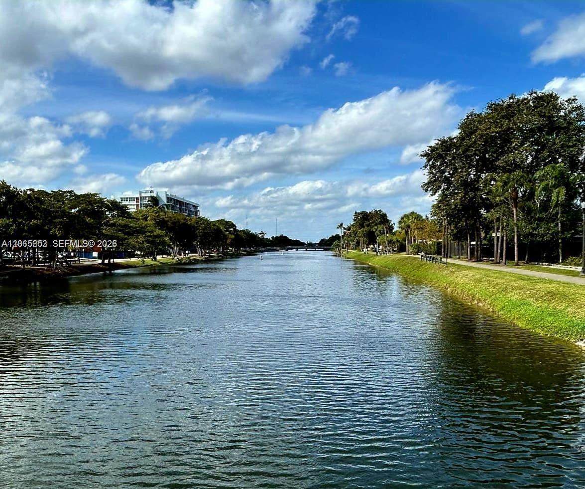 https://bt-photos.global.ssl.fastly.net/miami/1280_boomver_2_A12065653-2.jpg