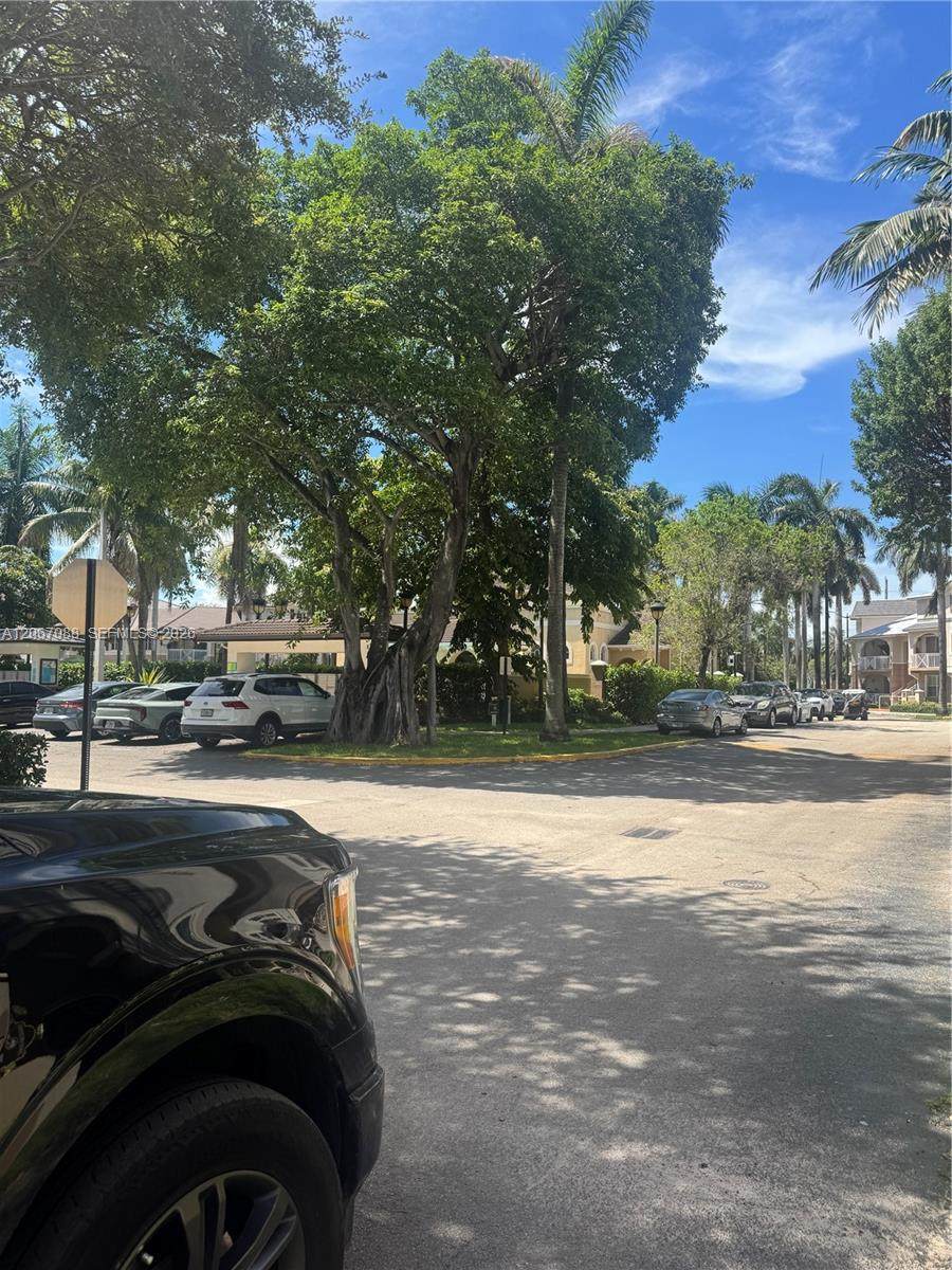 https://bt-photos.global.ssl.fastly.net/miami/1280_boomver_2_A12067088-2.jpg