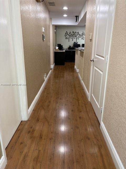 https://bt-photos.global.ssl.fastly.net/miami/orig_boomver_2_A12068058-2.jpg