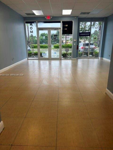 4500 Hallandale Beach Blvd - Photo 1
