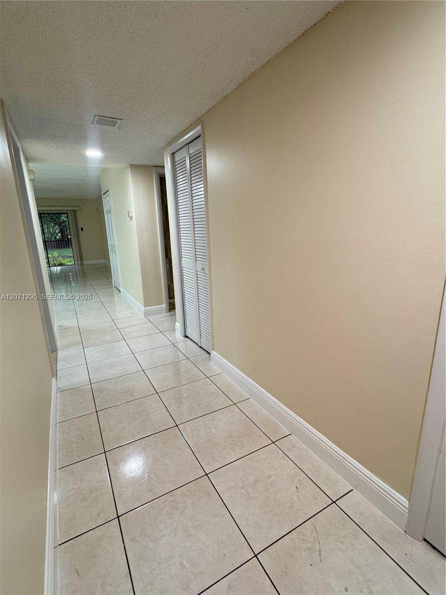 https://bt-photos.global.ssl.fastly.net/miami/orig_boomver_2_A12071295-2.jpg