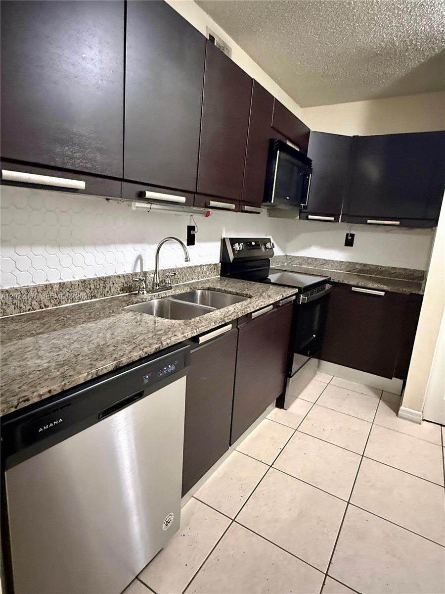 11225 Royal Palm Blvd - Photo 1
