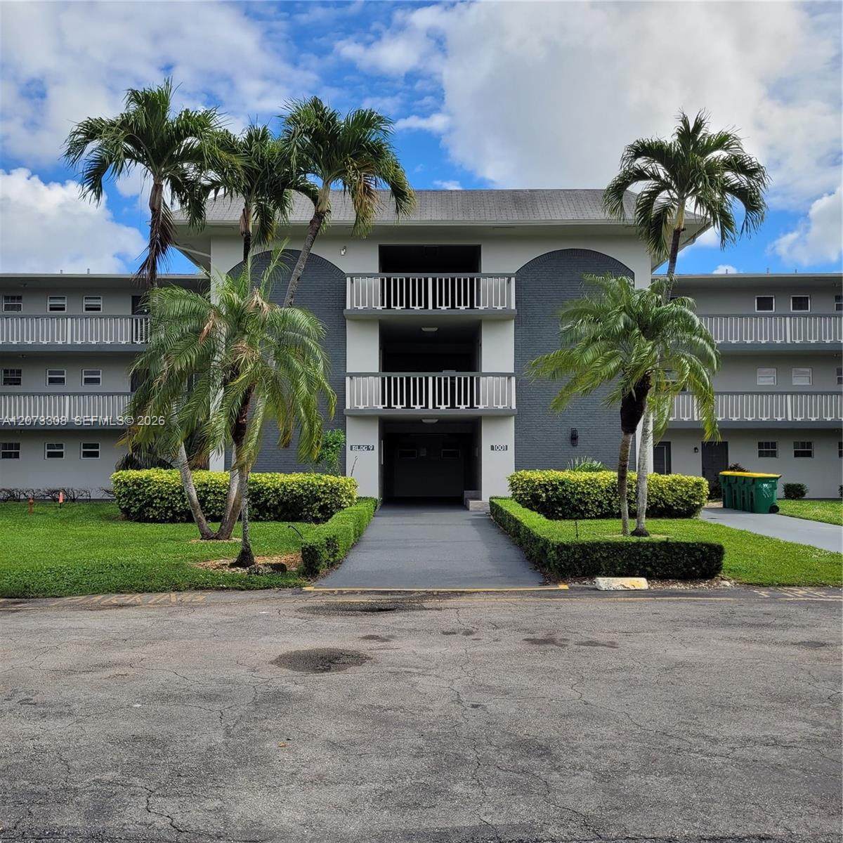 https://bt-photos.global.ssl.fastly.net/miami/orig_boomver_2_A12073308-2.jpg