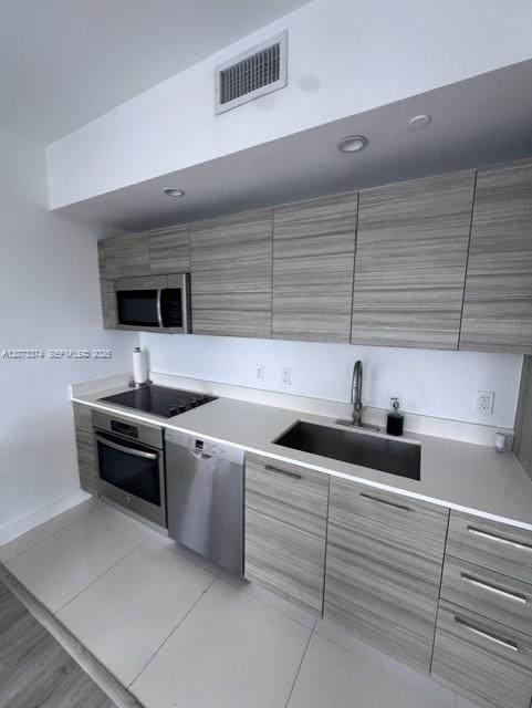 https://bt-photos.global.ssl.fastly.net/miami/orig_boomver_2_A12073374-2.jpg