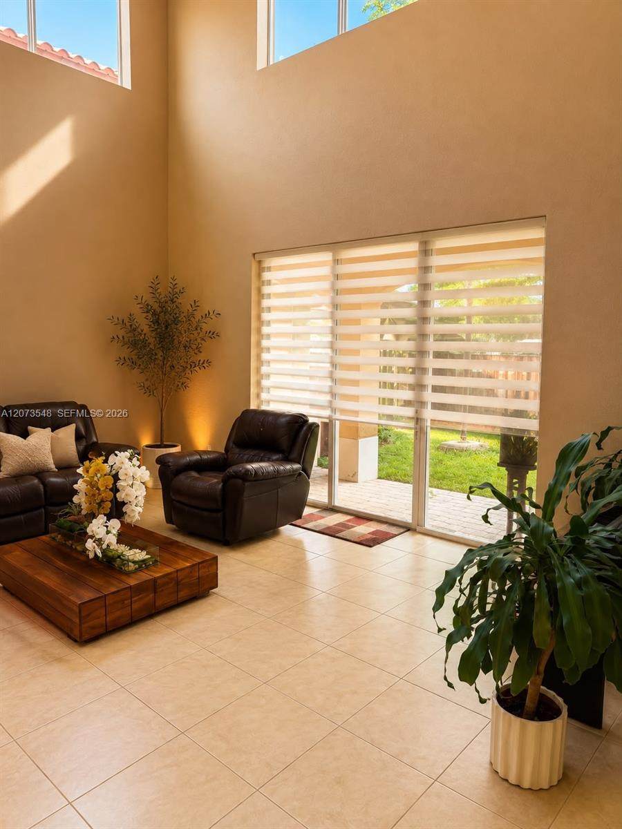 https://bt-photos.global.ssl.fastly.net/miami/1280_boomver_2_A12073548-2.jpg