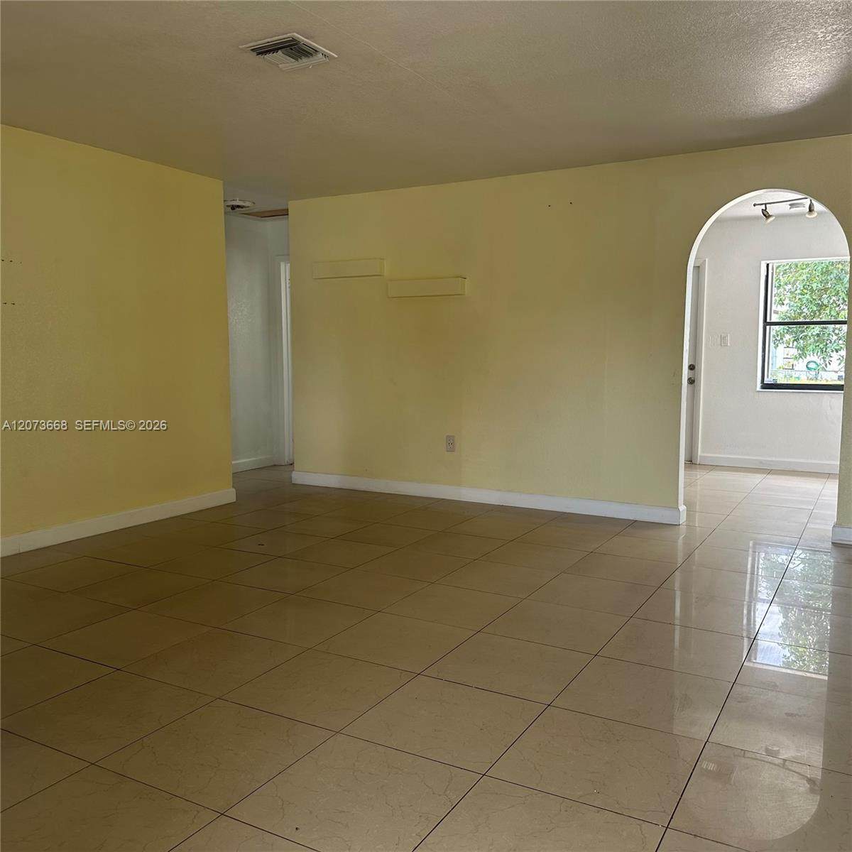 https://bt-photos.global.ssl.fastly.net/miami/orig_boomver_1_A12073668-2.jpg