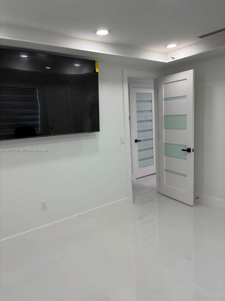 https://bt-photos.global.ssl.fastly.net/miami/orig_boomver_2_A12073720-2.jpg