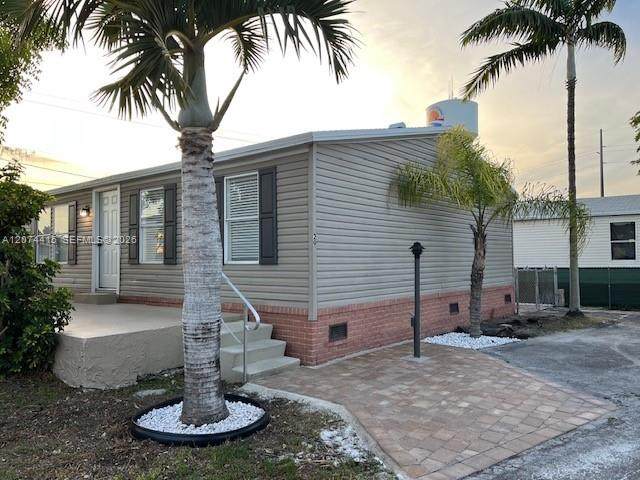 https://bt-photos.global.ssl.fastly.net/miami/orig_boomver_2_A12074415-2.jpg