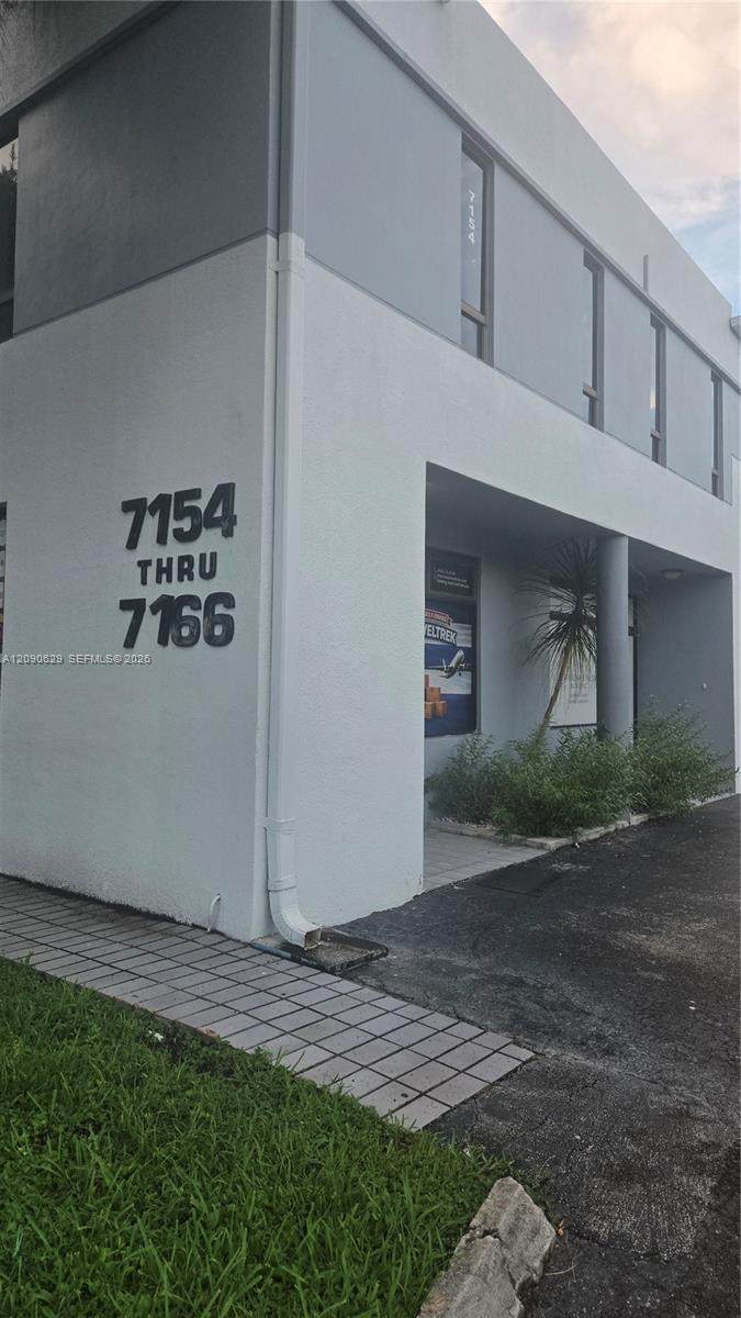 https://bt-photos.global.ssl.fastly.net/miami/orig_boomver_2_A12090629-2.jpg