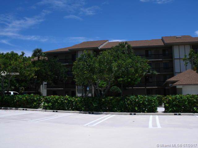 301 Seas Drive - Photo 1