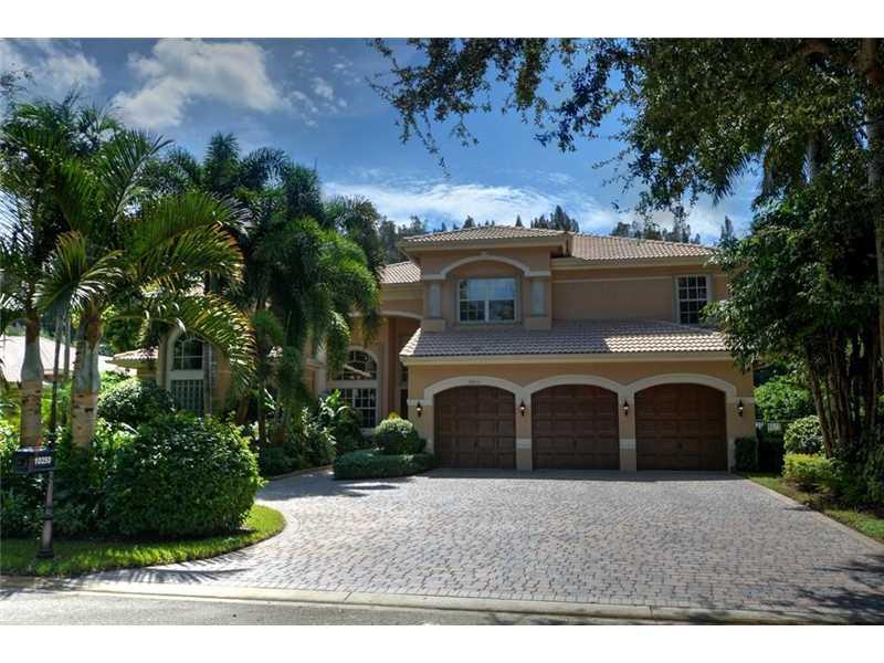 10250 S Lake Vista Cir, Davie, FL 33328 (MLS #A10150172) :: United Realty Group