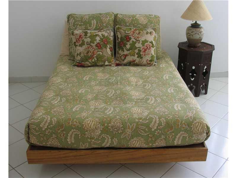 100 Lincoln Rd - Photo 1