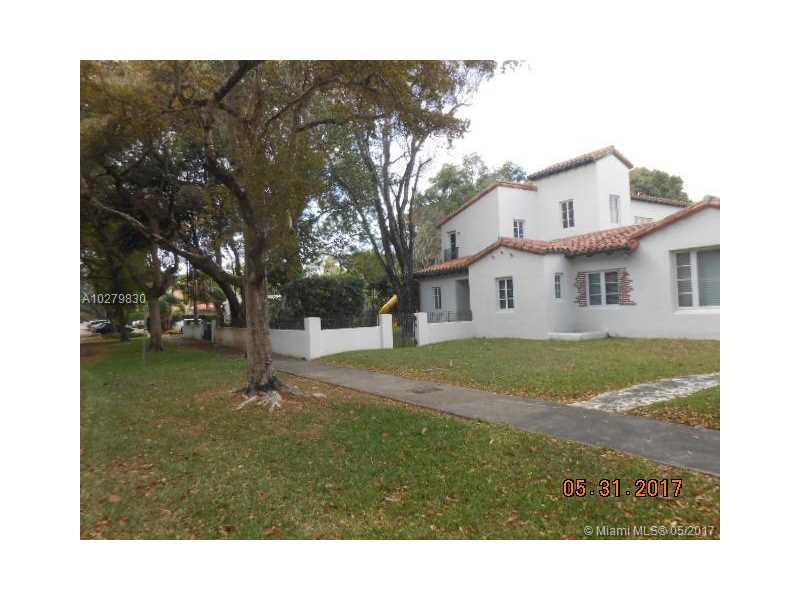 911 Catalonia Ave - Photo 1