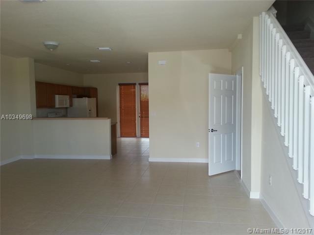 16870 95th St - Photo 1
