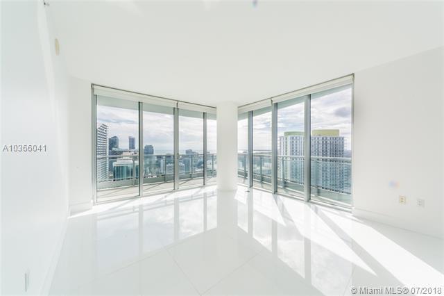 92 3rd St - Photo 1
