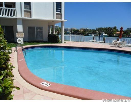9111 Bay Harbor Dr - Photo 1