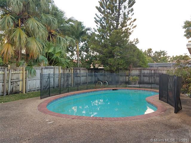 1190 Douglas Rd - Photo 1