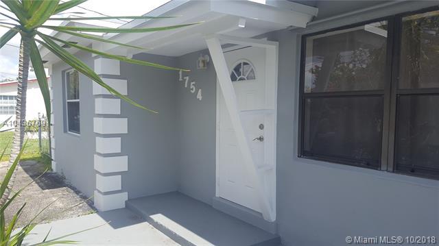 1754 28th Ter - Photo 1
