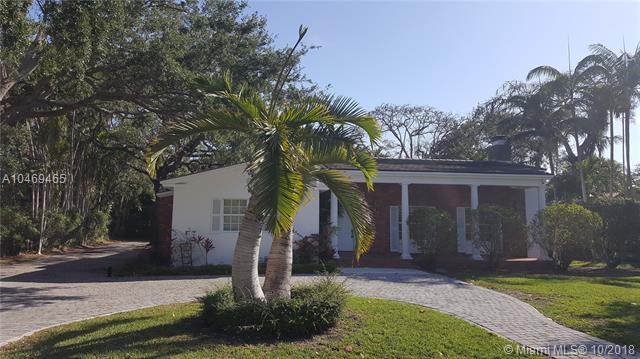 657 Greenway Dr - Photo 1