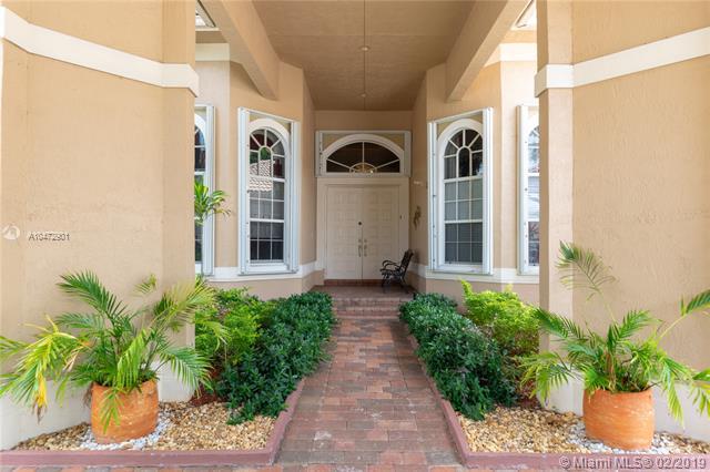2441 Provence Cir - Photo 1