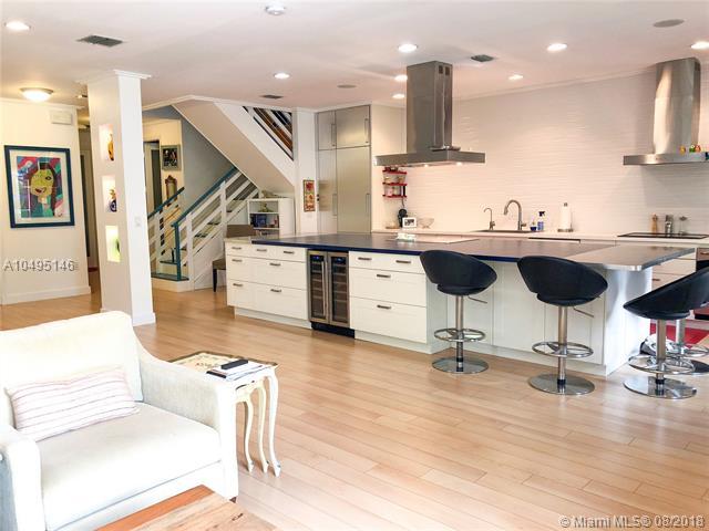 13924 86th Ct - Photo 1