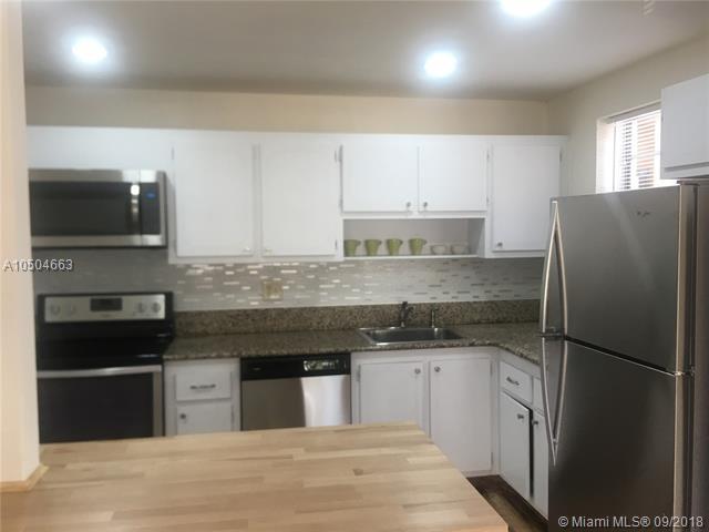 2751 Taft St - Photo 1