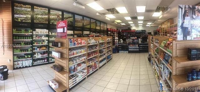 Gnc Store Top 20 in The Country - Photo 1