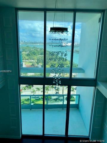 900 Biscayne Blvd - Photo 1