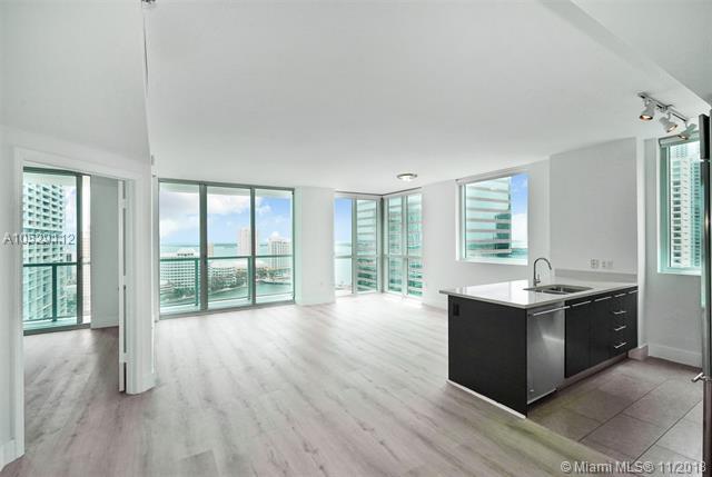 500 Brickell Ave - Photo 1