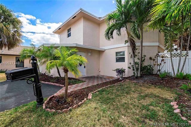 1618 34th Ct - Photo 1