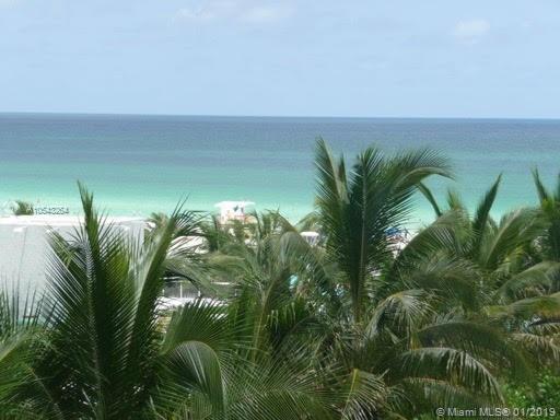 1621 Collins Ave - Photo 1