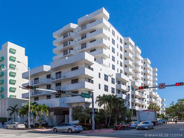 4301 Collins Ave - Photo 1