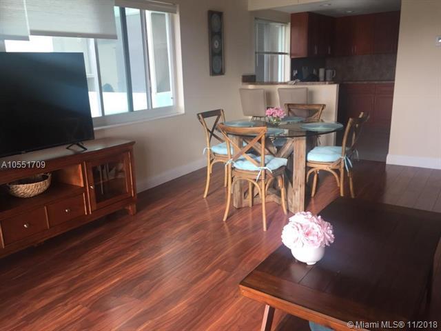 1700 Pierce St - Photo 1