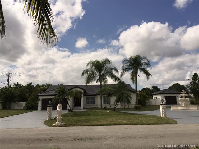 1540 15th Ave - Photo 1