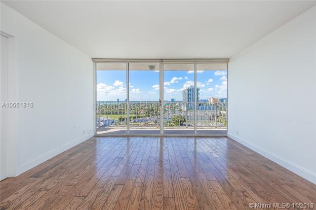 7601 Treasure Dr - Photo 1