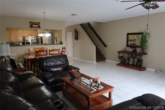 9742 35th St - Photo 1