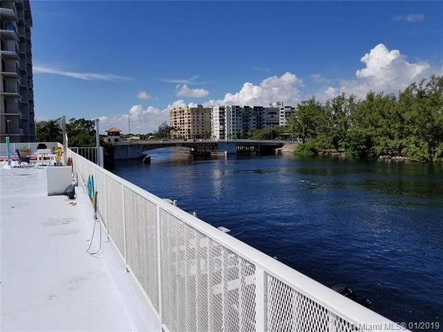 1505 Riverside Dr - Photo 1